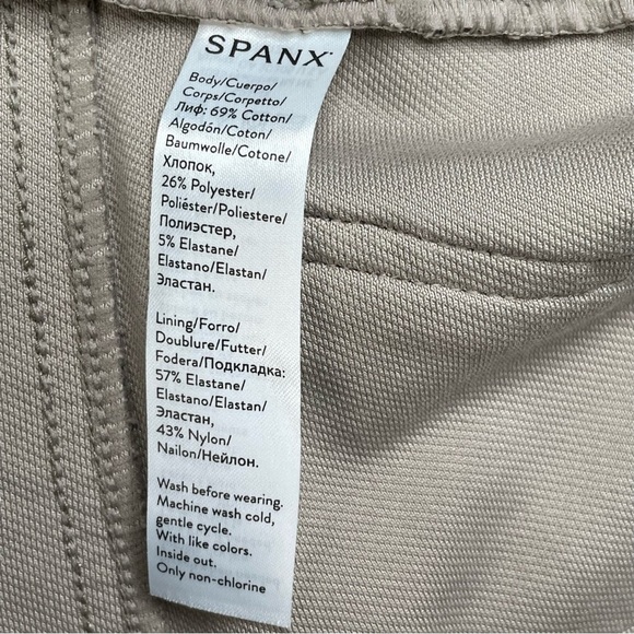 Spanx Size XL Jean-ish Ankle Length Leggings Pants Snakeskin #20018R Stretch - Picture 7 of 10